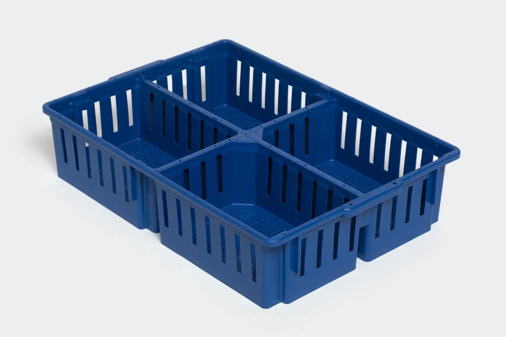 Boîtes à poussins | Best Poultry Technology
